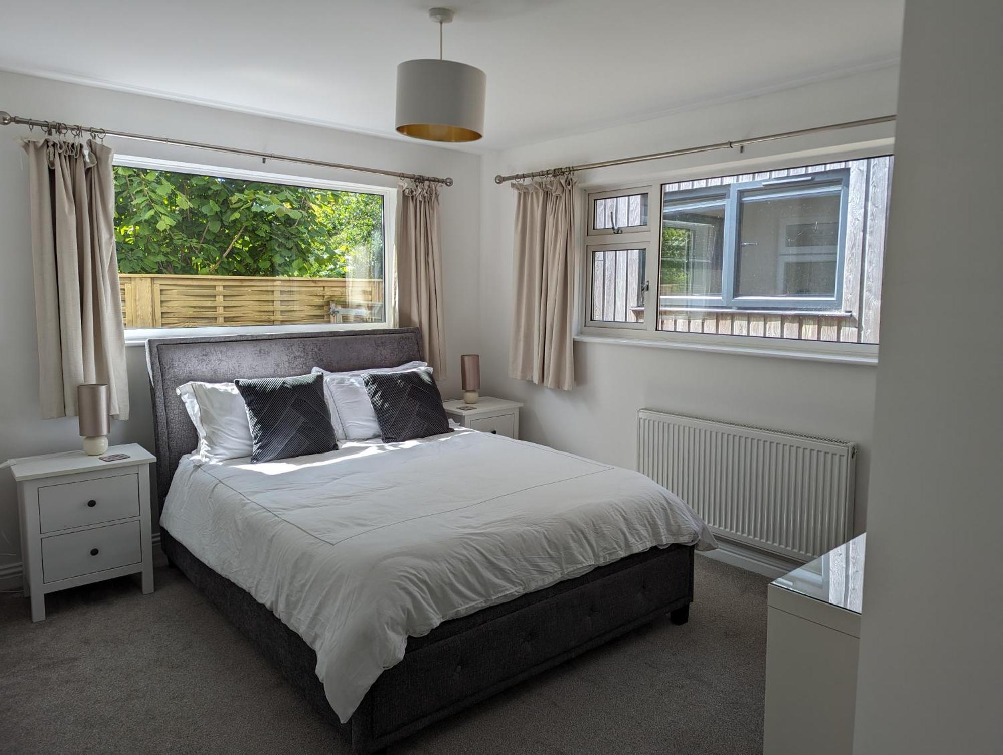 Peaceful - Ideally Located Holiday home *